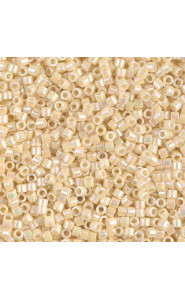Miyuki delica beads 10/0 - Opaque cream ab DBM-157